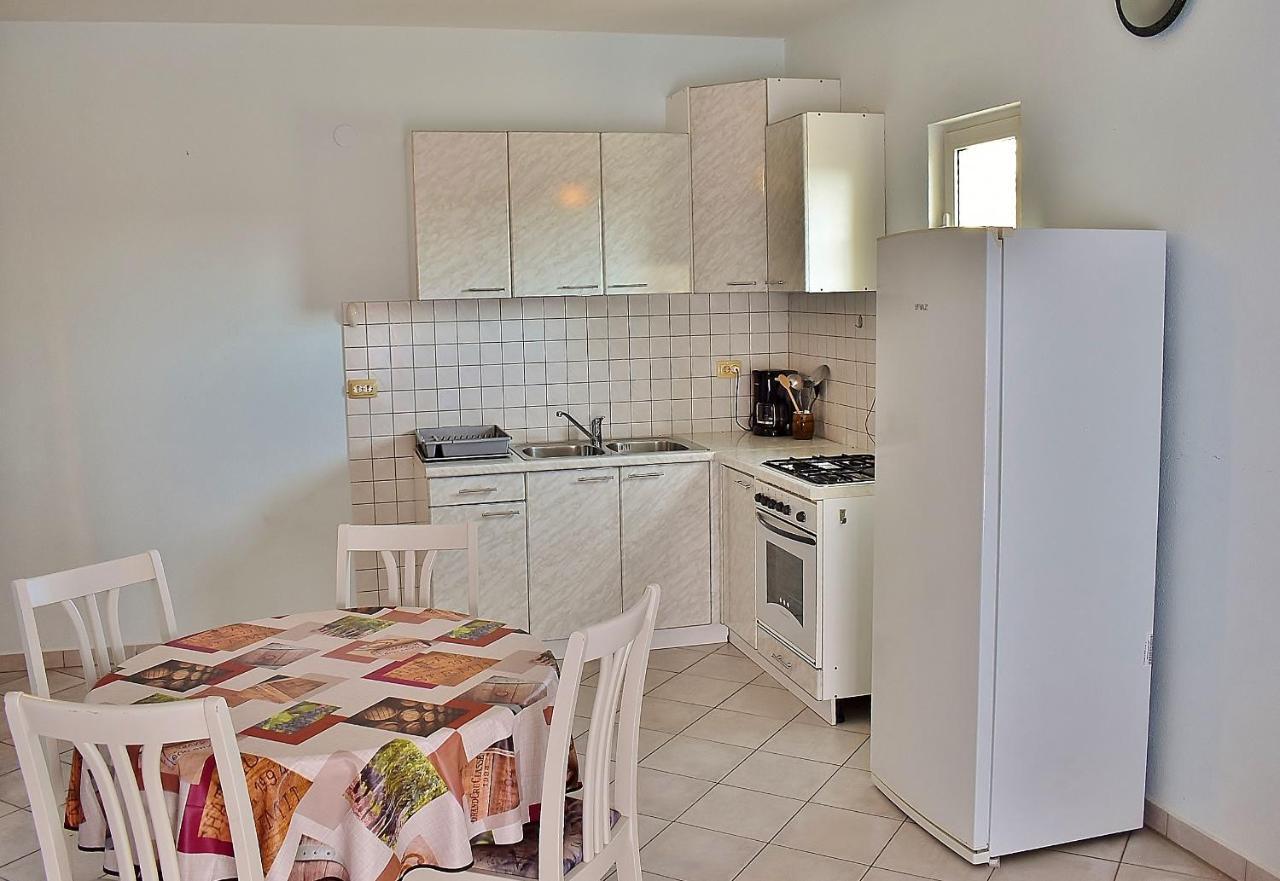 Apartments Felicce Banjol Exterior photo